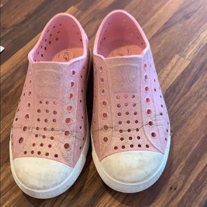 Size 12, pink sparkle natives